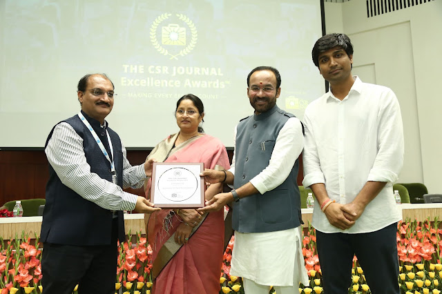 Ambuja Foundation award image 4